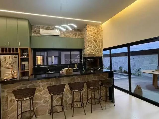 Casa / Sobrado para Venda em Cáceres/MT Jardim Paraiso 4 Quartos