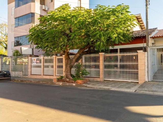Casa / Sobrado para Venda em Cachoeirinha/RS Vila Imbui 4 Quartos