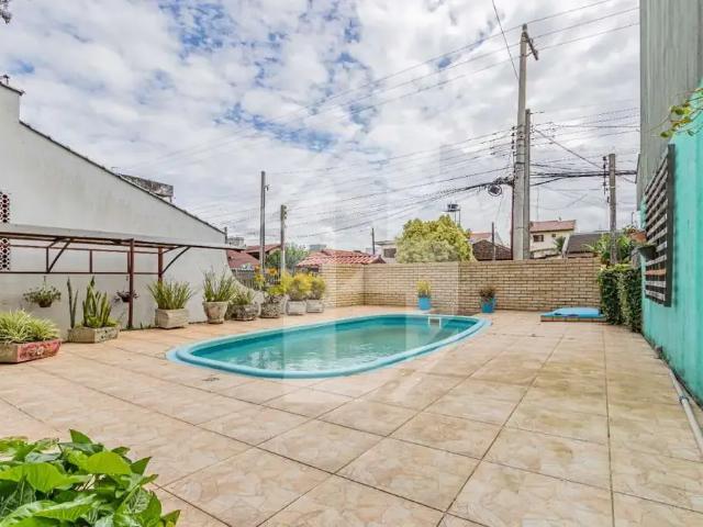 Casa / Sobrado para Venda em Cachoeirinha/RS Vila Parque Brasília 5 Quartos