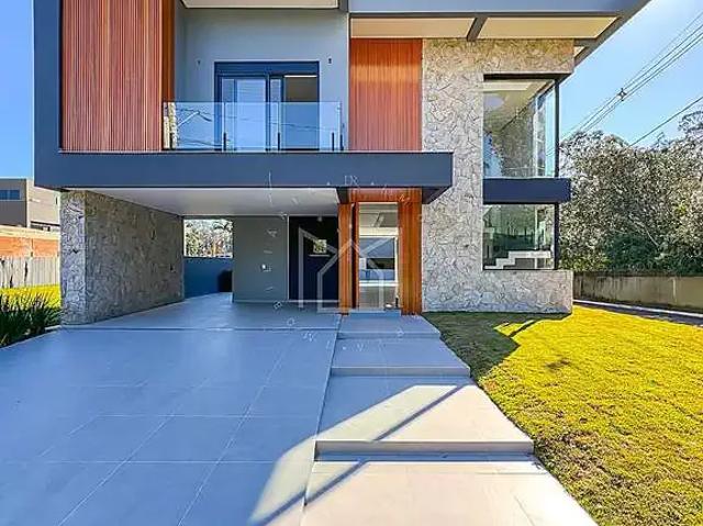 Casa / Sobrado para Venda em Cachoeirinha/RS Distrito Industrial 3 Quartos