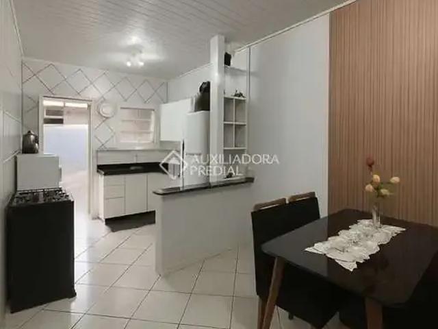 Casa / Sobrado para Venda em Cachoeirinha/RS Jardim do Bosque 2 Quartos