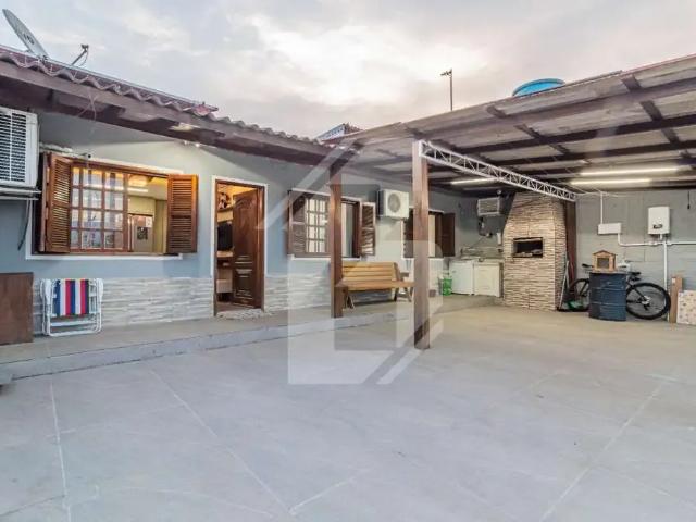 Casa / Sobrado para Venda em Cachoeirinha/RS Jardim do Bosque 2 Quartos