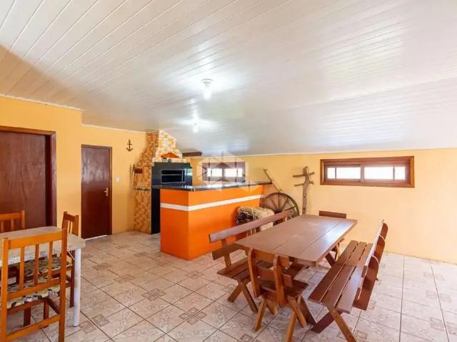 Casa / Sobrado para Venda em Cachoeirinha/RS Parque Granja Esperança 5 Quartos