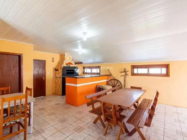 Casa / Sobrado para Venda em Cachoeirinha/RS Parque Granja Esperança 5 Quartos