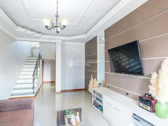Casa / Sobrado para Venda em Cachoeirinha/RS Parque da Matriz 3 Quartos