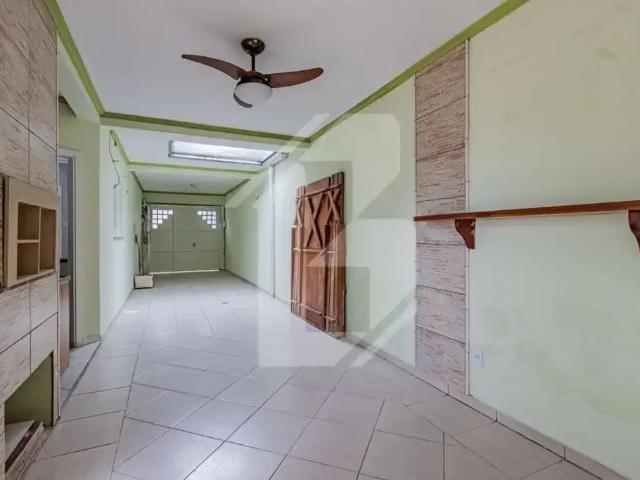 Casa / Sobrado para Venda em Cachoeirinha/RS Parque da Matriz 3 Quartos