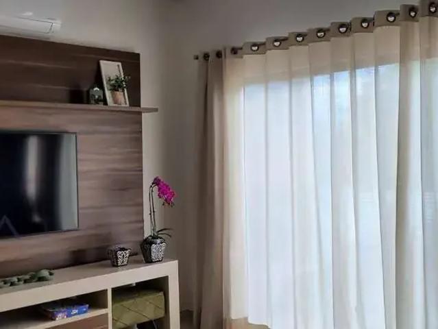 Casa / Sobrado para Venda em Cafelândia/PR Centro 4 Quartos