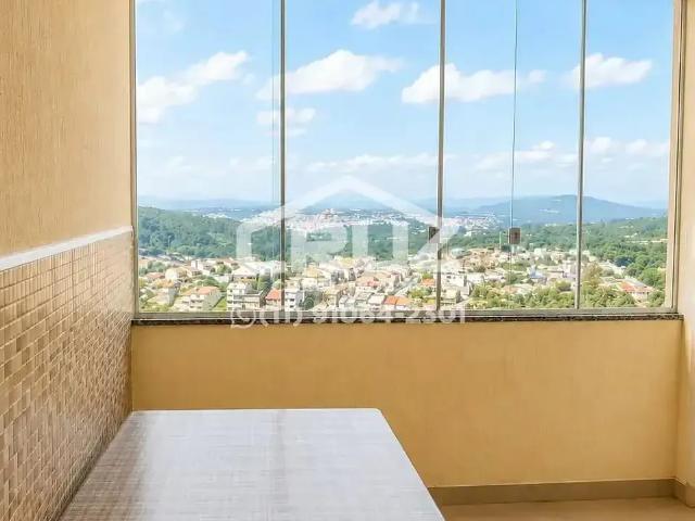 Casa / Sobrado para Venda em Caieiras/SP Serpa 4 Quartos