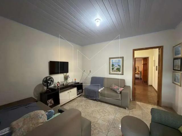Casa / Sobrado para Venda em Caldas Novas/GO Jardim dos Turistas 3 Quartos