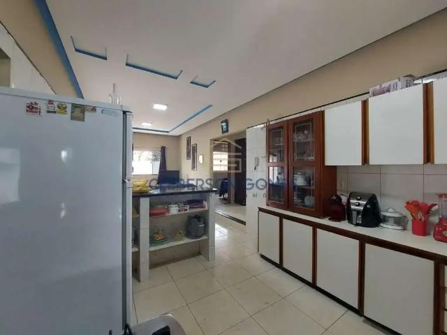 Casa / Sobrado para Venda em Caldas Novas/GO Turista I 3 Quartos