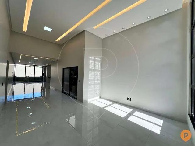 Casa / Sobrado para Venda em Caldas Novas/GO Turista II 3 Quartos
