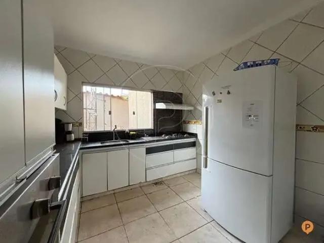 Casa / Sobrado para Venda em Caldas Novas/GO Caldas Do Oeste 5 Quartos