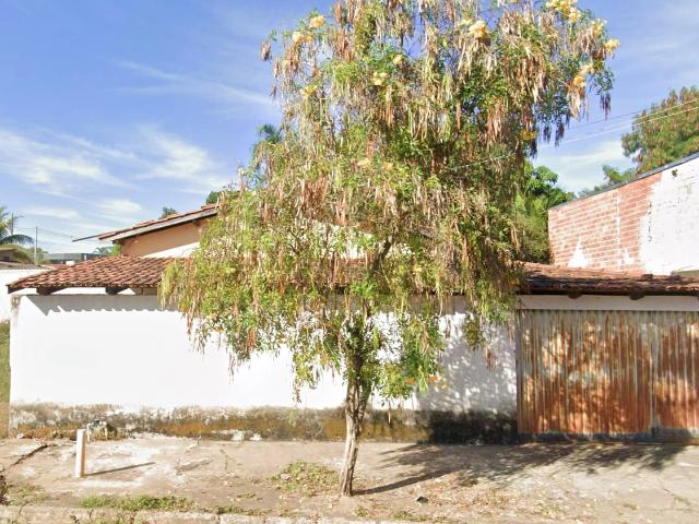 Casa / Sobrado para Venda em Caldas Novas/GO Caldas Do Oeste