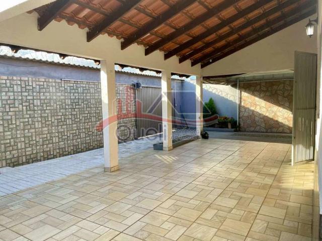 Casa / Sobrado para Venda em Caldas Novas/GO Estância Itaguaí 3 Quartos