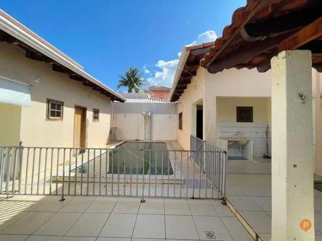 Casa / Sobrado para Venda em Caldas Novas/GO Estância Itanhangá 4 Quartos