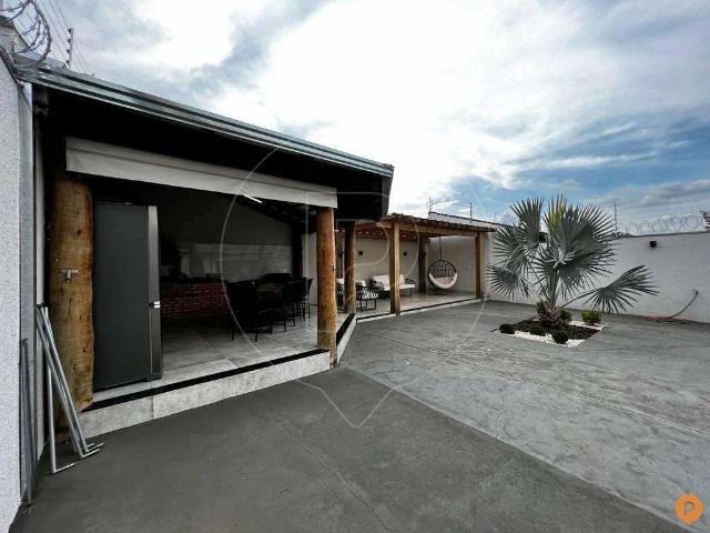 Casa / Sobrado para Venda em Caldas Novas/GO Itaguaí II 3 Quartos