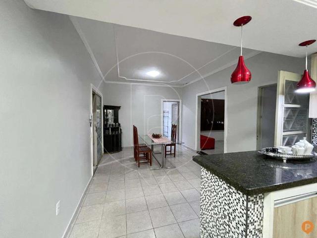 Casa / Sobrado para Venda em Caldas Novas/GO Itaguaí II 4 Quartos