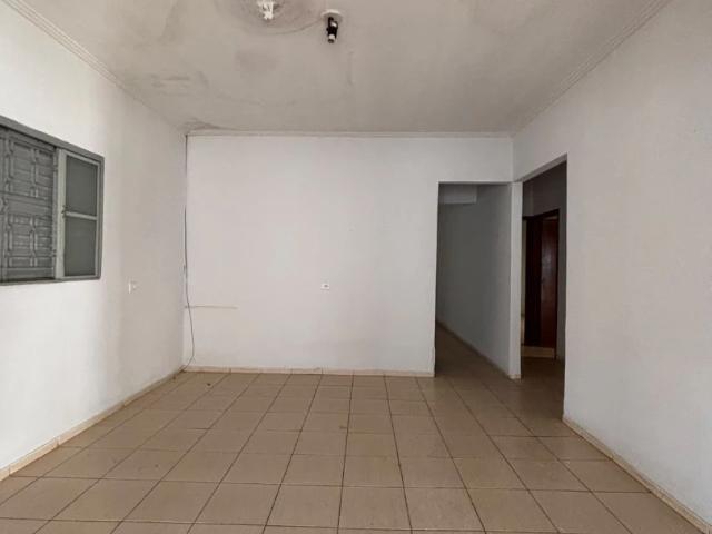 Casa / Sobrado para Venda em Caldas Novas/GO Jardim Esmeralda 2 Quartos