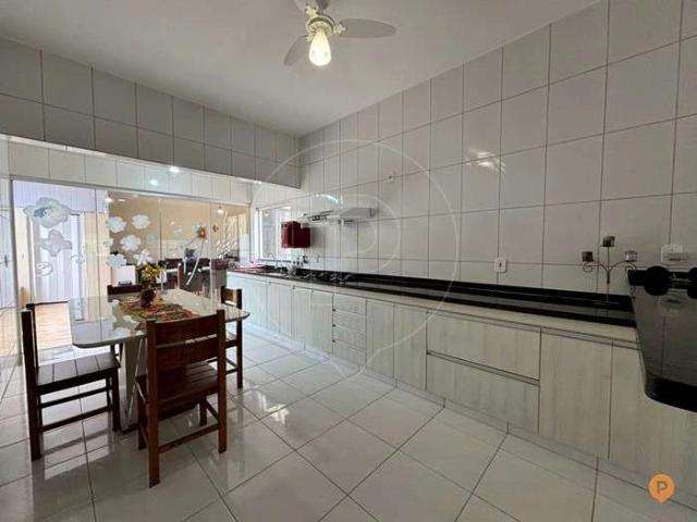 Casa / Sobrado para Venda em Caldas Novas/GO Jardim Metodista 2 Quartos