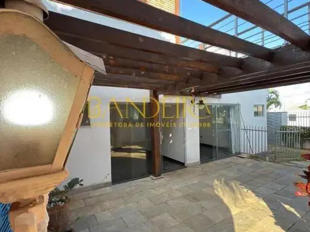 Casa / Sobrado para Venda em Caldas Novas/GO Jardim Paraíso 4 Quartos