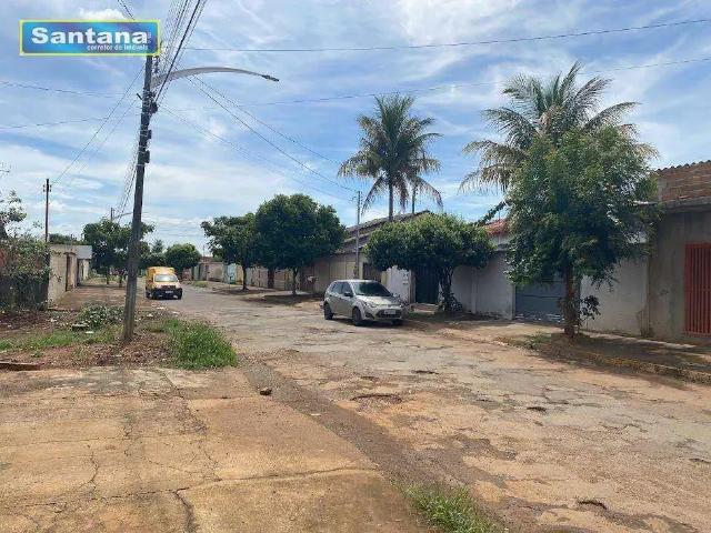 Casa / Sobrado para Venda em Caldas Novas/GO Parque Real 2 Quartos