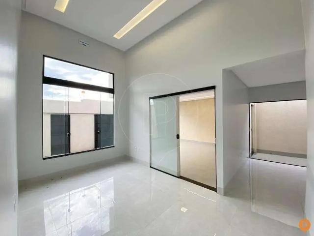 Casa / Sobrado para Venda em Caldas Novas/GO Popular 3 Quartos
