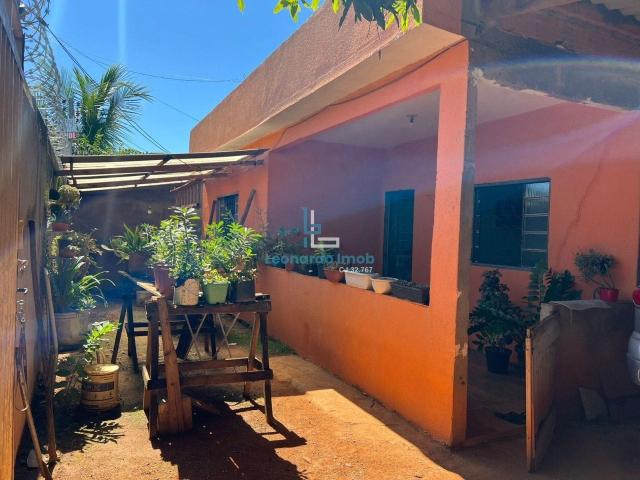 Casa / Sobrado para Venda em Caldas Novas/GO Setor Lagoa Quente 3 Quartos