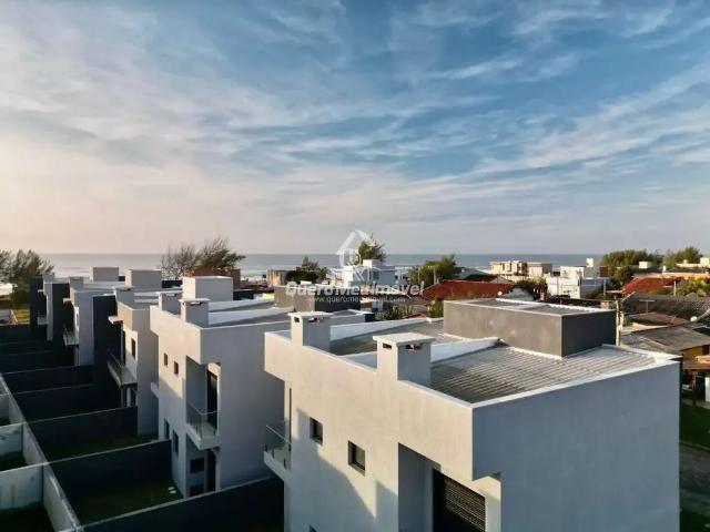 Casa / Sobrado para Venda em Capão da Canoa/RS Arco Íris 2 Quartos