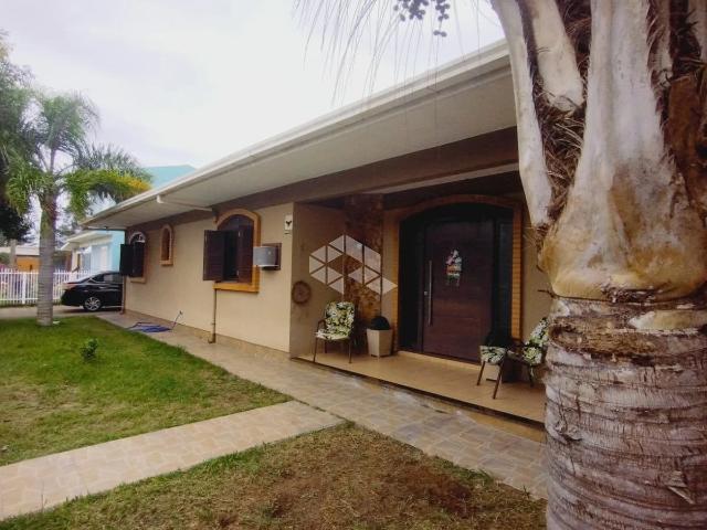 Casa / Sobrado para Venda em Capão da Canoa/RS Arroio Teixeira 3 Quartos