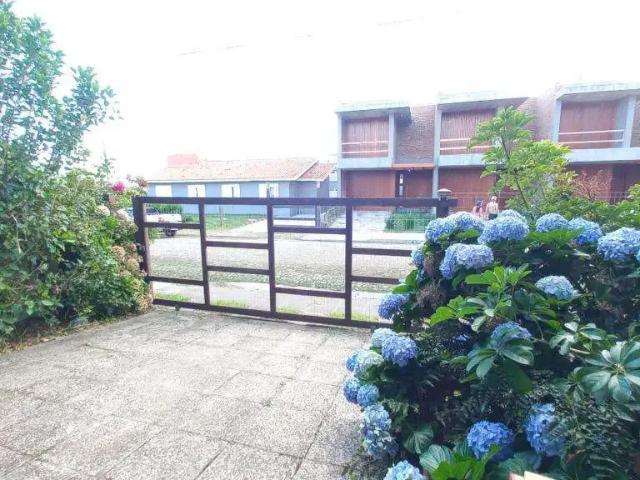Casa / Sobrado para Venda em Capão da Canoa/RS Capão Novo 3 Quartos