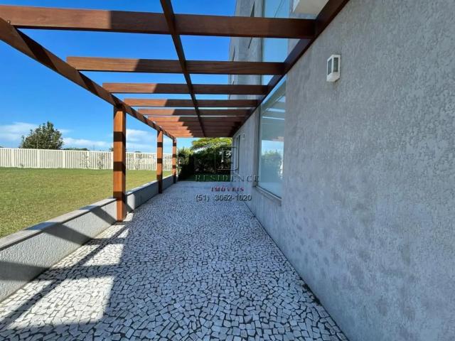 Casa / Sobrado para Venda em Capão da Canoa/RS Capão Novo 4 Quartos