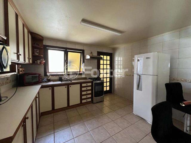 Casa / Sobrado para Venda em Capão da Canoa/RS Centro 3 Quartos
