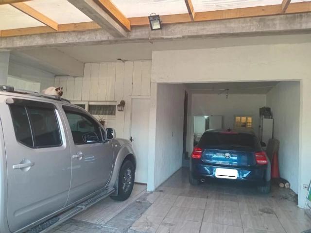 Casa / Sobrado para Venda em Capão da Canoa/RS Centro 3 Quartos