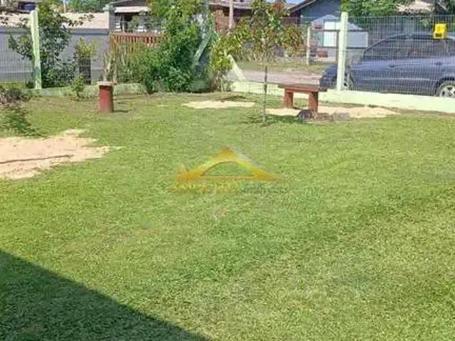 Casa / Sobrado para Venda em Capão da Canoa/RS Posto 6 3 Quartos