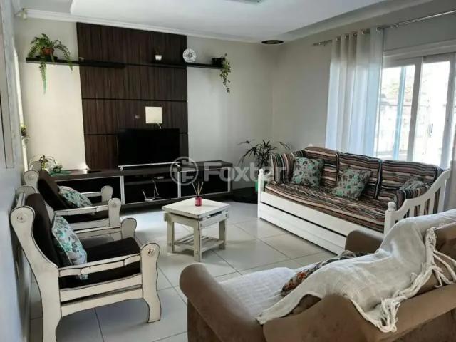 Casa / Sobrado para Venda em Capão da Canoa/RS São Jorge 3 Quartos