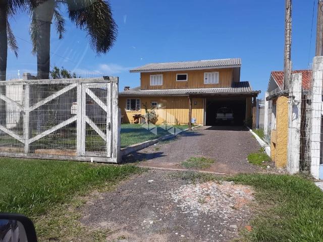 Casa / Sobrado para Venda em Capão da Canoa/RS Santa Luzia 2 Quartos
