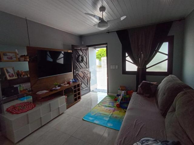 Casa / Sobrado para Venda em Capão da Canoa/RS Zona Nova 3 Quartos