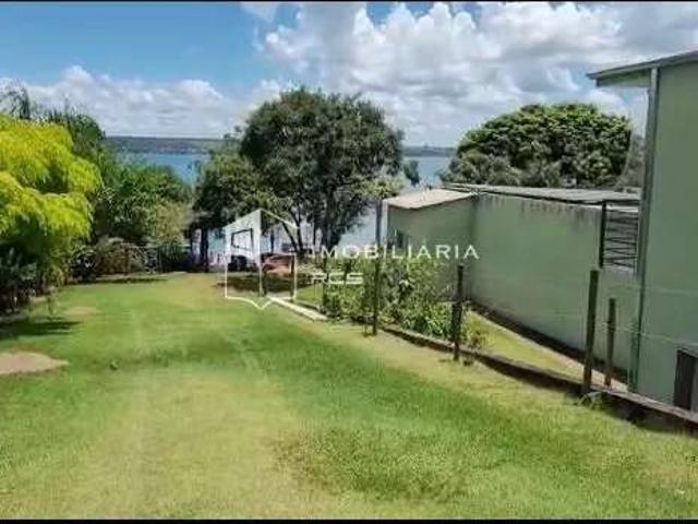 Casa / Sobrado para Venda em Capitólio/MG Zona Rural 6 Quartos