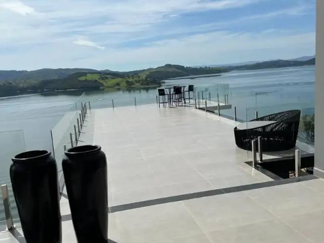 Casa / Sobrado para Venda em Capitólio/MG Escarpas do Lago 8 Quartos