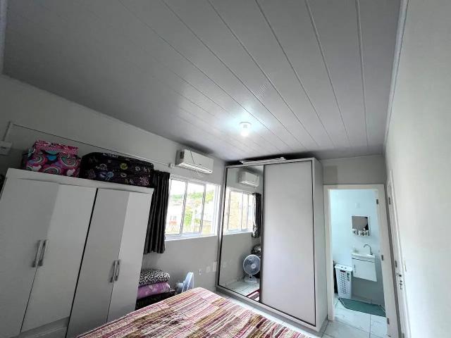Casa / Sobrado para Venda em Capivari de Baixo/SC Santa Lúcia 2 Quartos