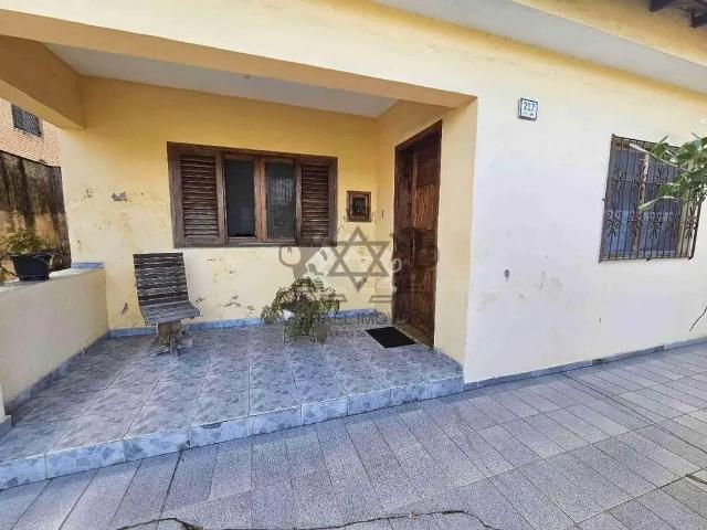 Casa / Sobrado para Venda em Caraguatatuba/SP Centro 3 Quartos