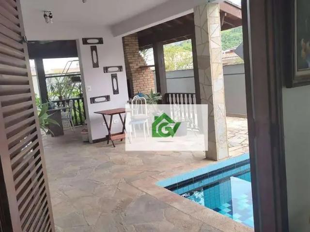 Casa / Sobrado para Venda em Caraguatatuba/SP Centro 4 Quartos