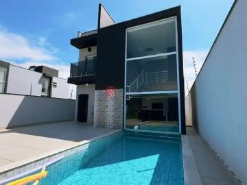 Casa / Sobrado para Venda em Caraguatatuba/SP Centro 4 Quartos