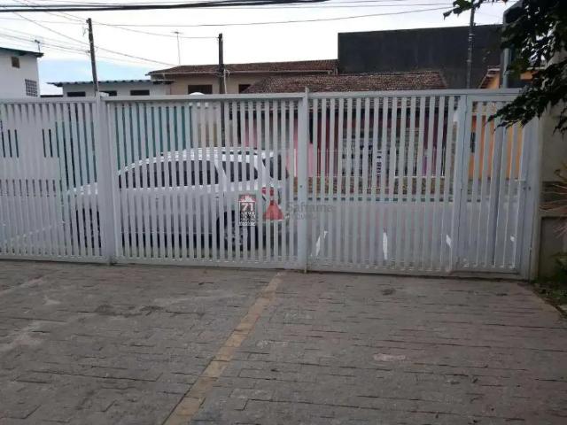 Casa / Sobrado para Venda em Caraguatatuba/SP Centro 4 Quartos