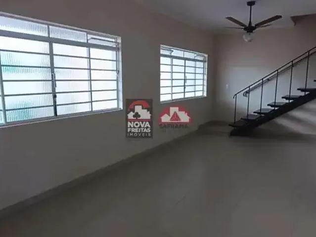 Casa / Sobrado para Venda em Caraguatatuba/SP Centro 5 Quartos