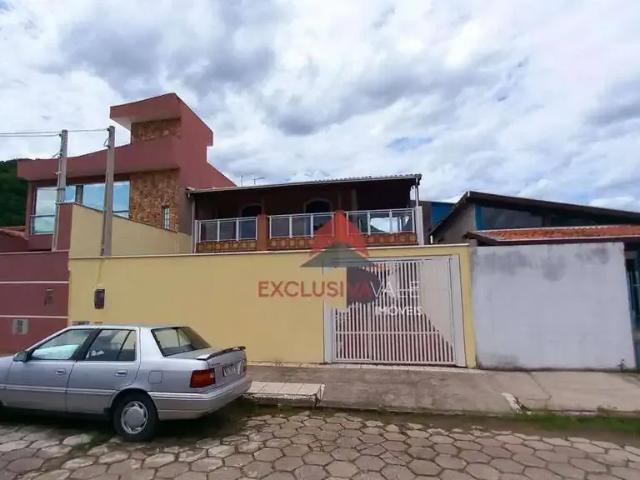 Casa / Sobrado para Venda em Caraguatatuba/SP Centro 5 Quartos