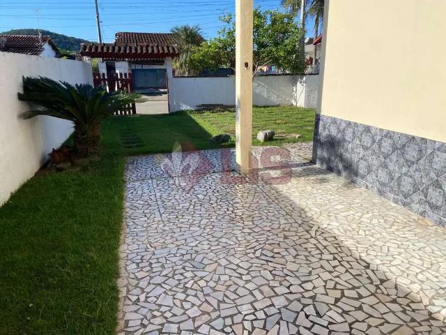 Casa / Sobrado para Venda em Caraguatatuba/SP Balneário Copacabana 2 Quartos