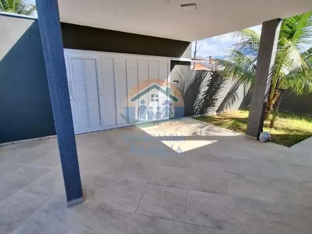 Casa / Sobrado para Venda em Caraguatatuba/SP Indaiá 3 Quartos