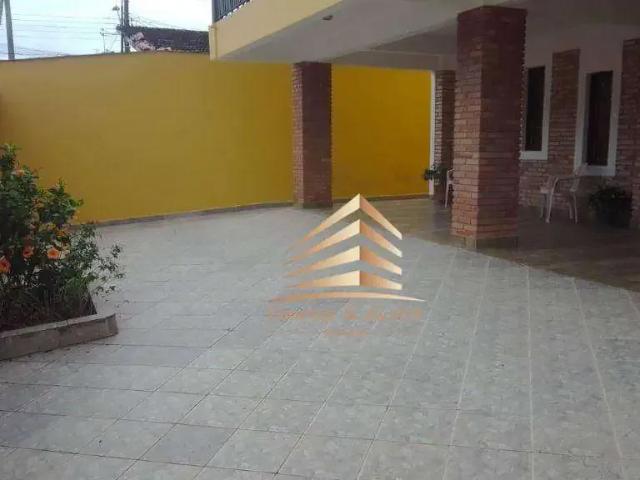 Casa / Sobrado para Venda em Caraguatatuba/SP Indaiá 3 Quartos