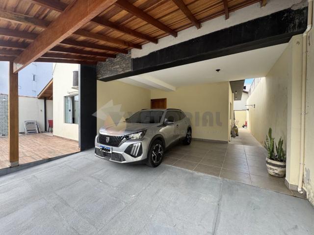 Casa / Sobrado para Venda em Caraguatatuba/SP Indaiá 3 Quartos